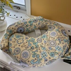 Floral Nursing Pillow